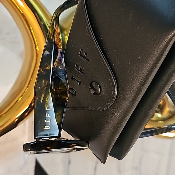 Diff Sunglases NWT - Picture 4 of 6